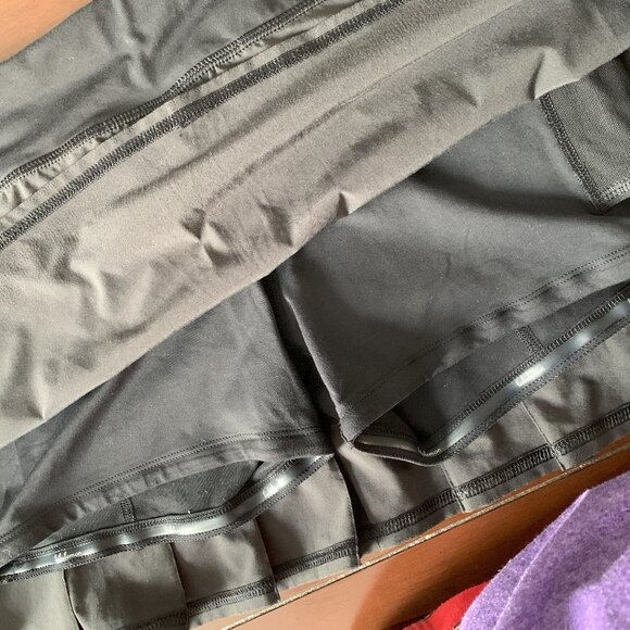 Lululemon Run Pace Setter Skirt - Blk, 8 - Picture 3 of 6